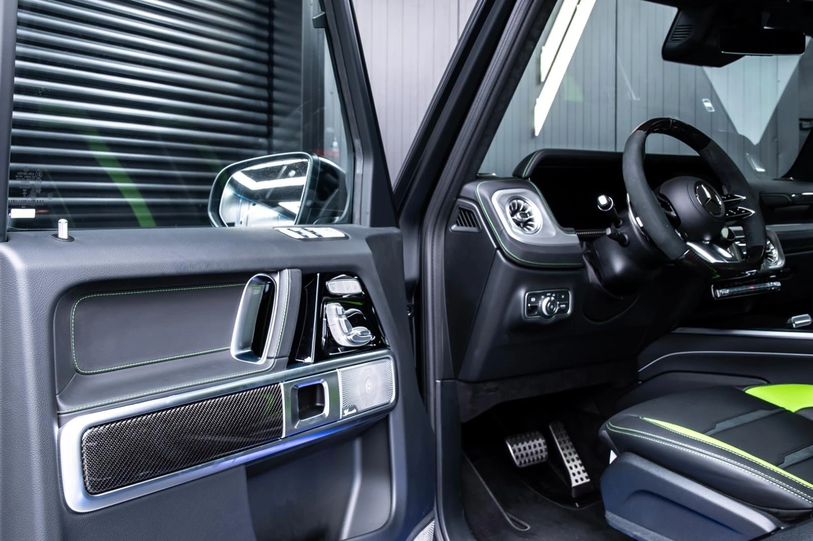 Mercedes-Benz G 63 AMG G800 BRABUS WIDESTAR/FACELIFT/FULL CARBON/MAGNO/ - изображение 9