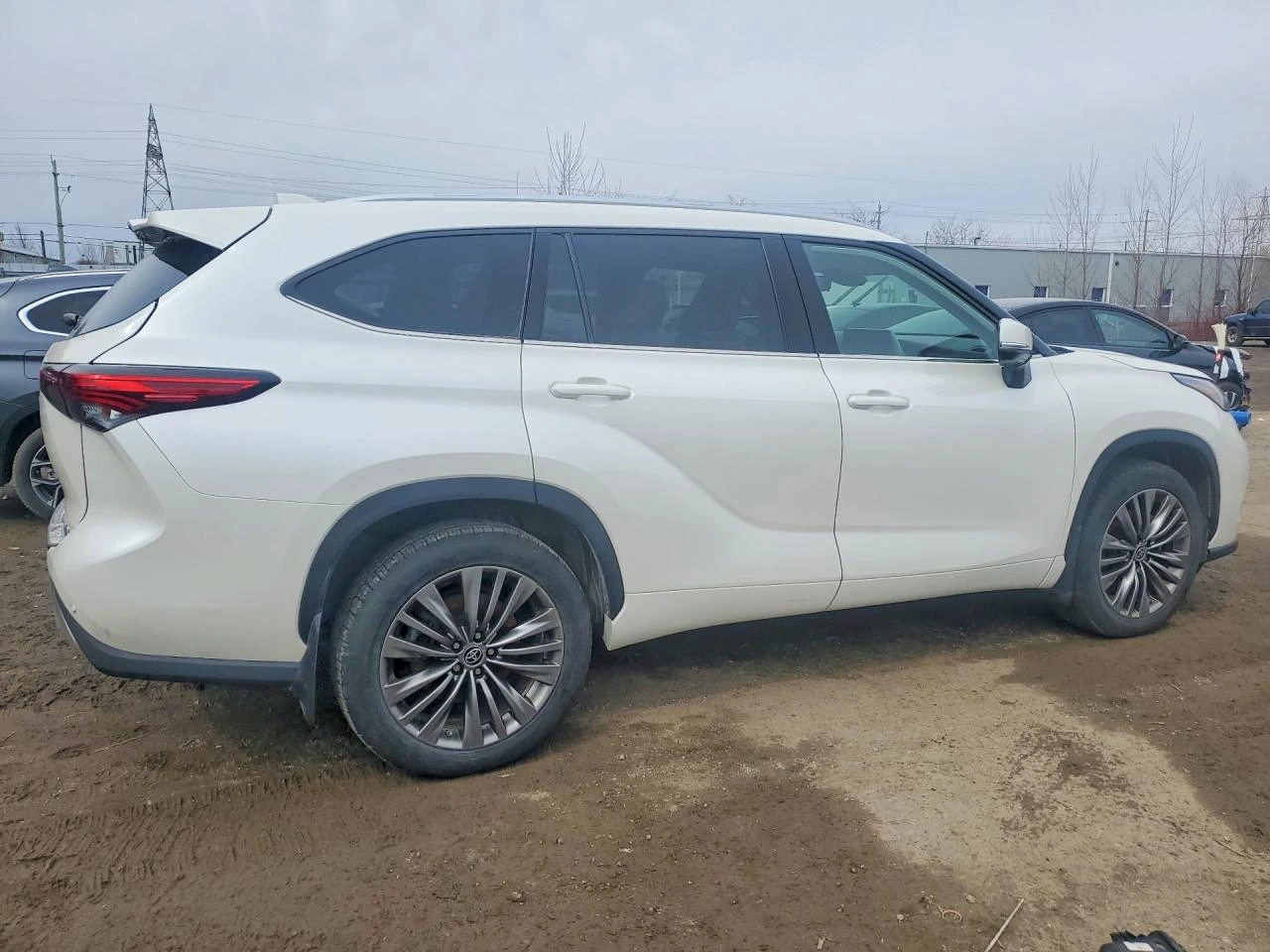 Toyota Highlander Platinum AWD, снимка 4 - Автомобили и джипове - 54129430
