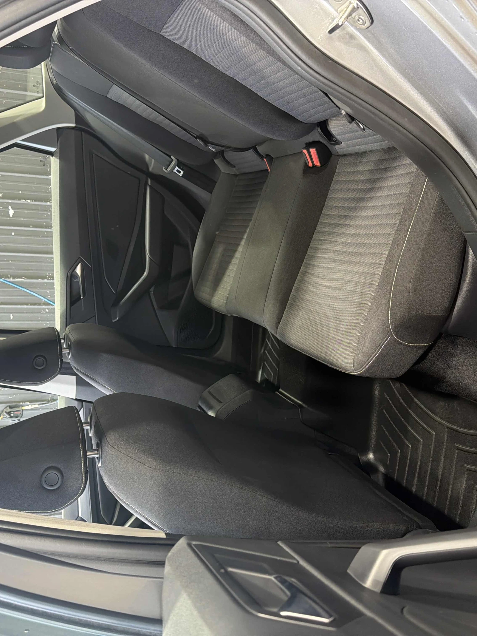 VW Jetta, снимка 12 - Автомобили и джипове - 54278448