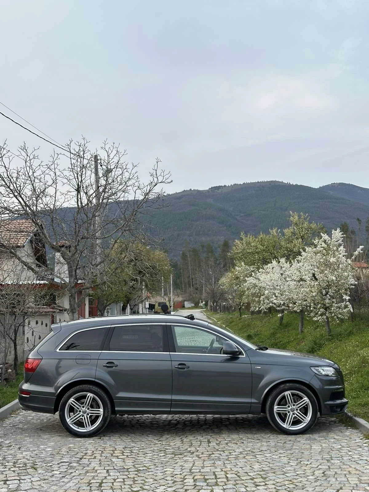 Audi Q7 4.2* lane-assist Distronic, снимка 3 - Автомобили и джипове - 54477940