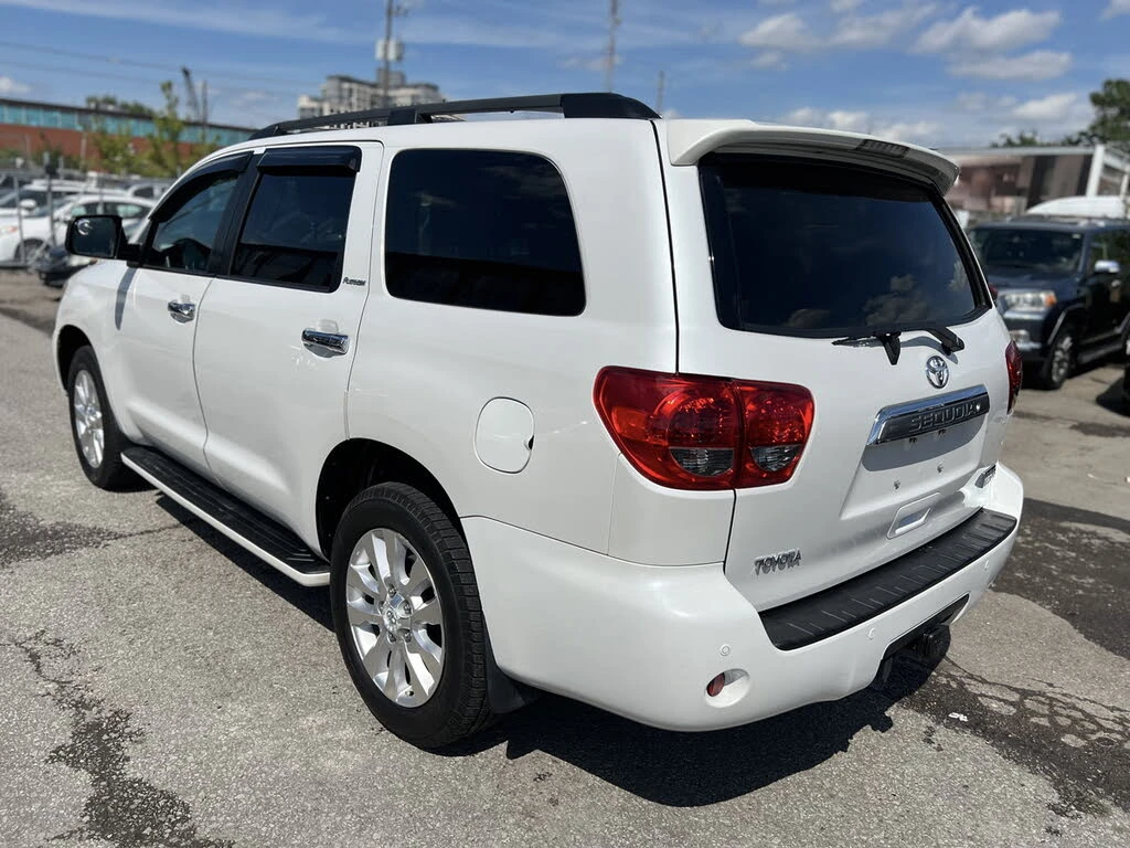Toyota Sequoia 5.7* V8* PLATINUM* ПОДГРЕВ* ОБДУХВАНЕ* КАМЕРА* JBL, снимка 4 - Автомобили и джипове - 56130851