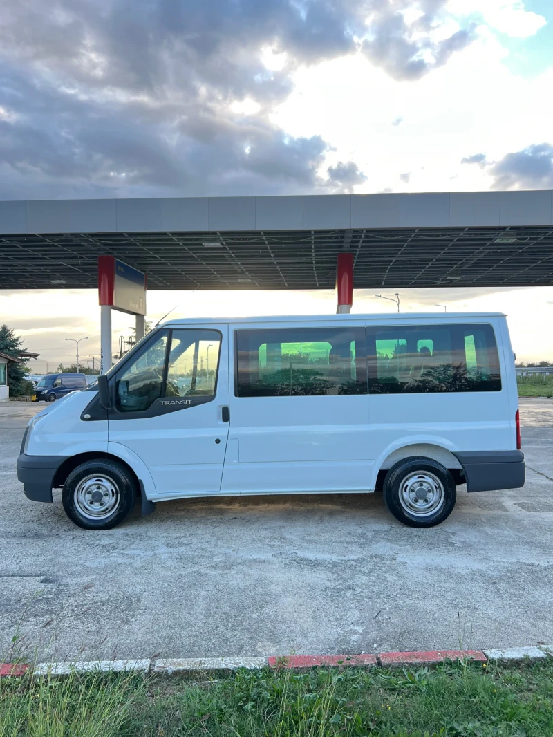 Ford Transit 2.2 TDCI Facelift Климатик 9 Места 159 000 КМ !!!, снимка 5 - Бусове и автобуси - 47316803