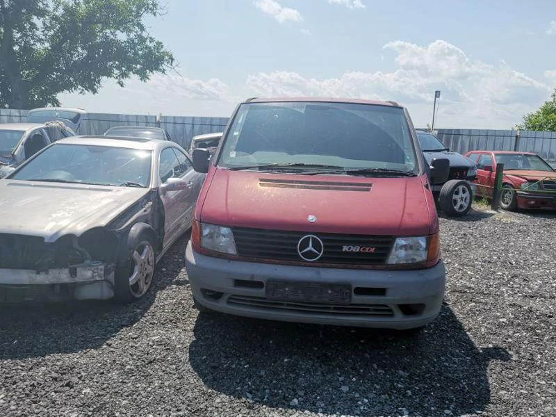 Mercedes-Benz Vito 611 двигател на части , снимка 1 - Бусове и автобуси - 25580107