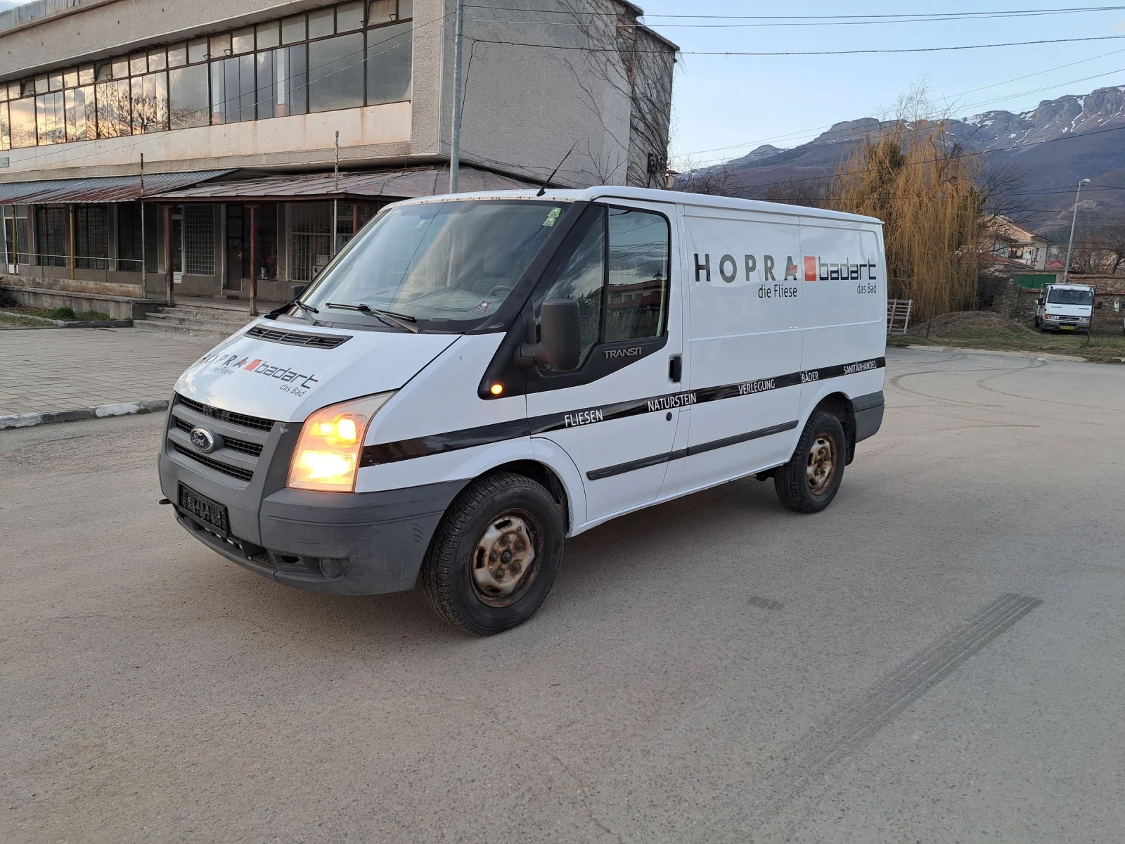 Ford Transit 2.2 115 кс 6 скорости , снимка 1