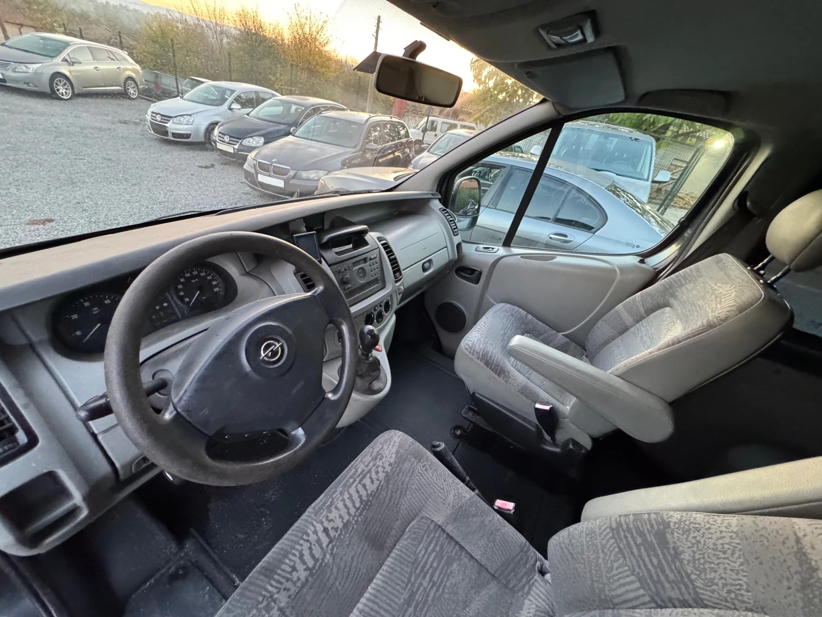 Opel Vivaro 2.5CDTI -    | Mobile.bg   11