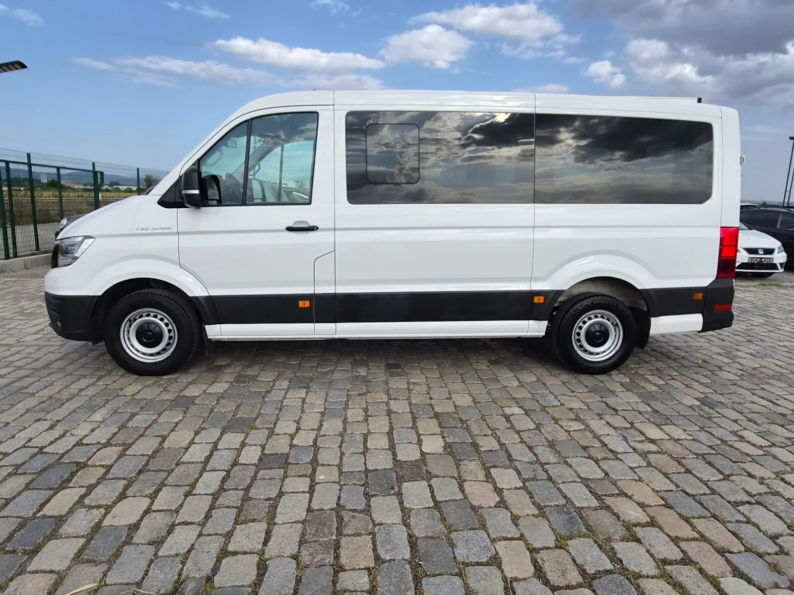 Man TGE 3.180 12.2021 година EURO 6D, снимка 4 - Бусове и автобуси - 55901628