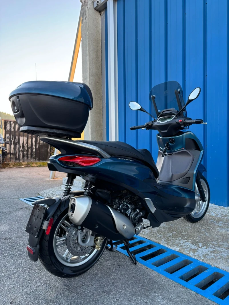 Piaggio Beverly 300 hpe, снимка 5 - Мотоциклети и мототехника - 52433862