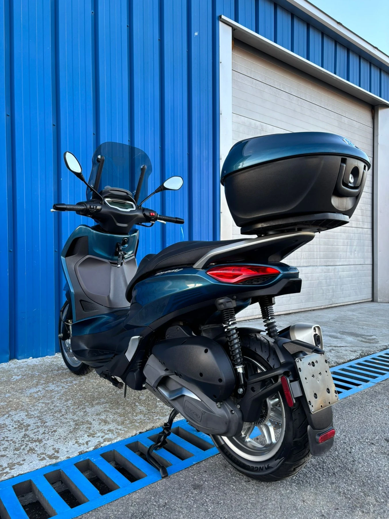 Piaggio Beverly 300 hpe - изображение 4