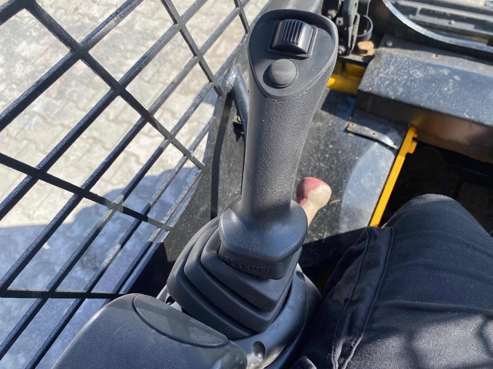    JCB Robot 170 | Mobile.bg   17