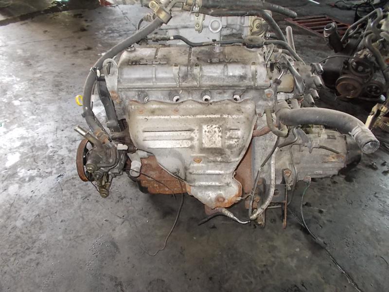 Двигател за Mazda 323, снимка 2 - Части - 26116465