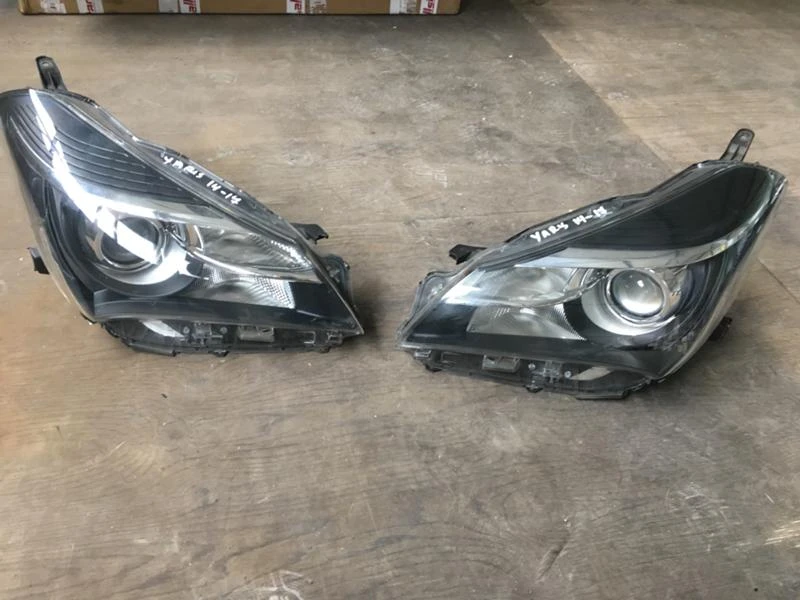 Светлини за Toyota Yaris