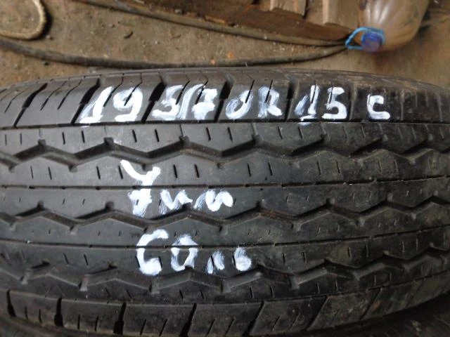 Гуми Летни 195/70R15, снимка 1 - Гуми и джанти - 20254694