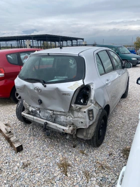 Toyota Yaris 1.3, снимка 3