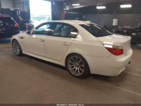 Обява за продажба на BMW M5 CARFAX АВТО КРЕДИТ  ~27 500 лв. - изображение 3