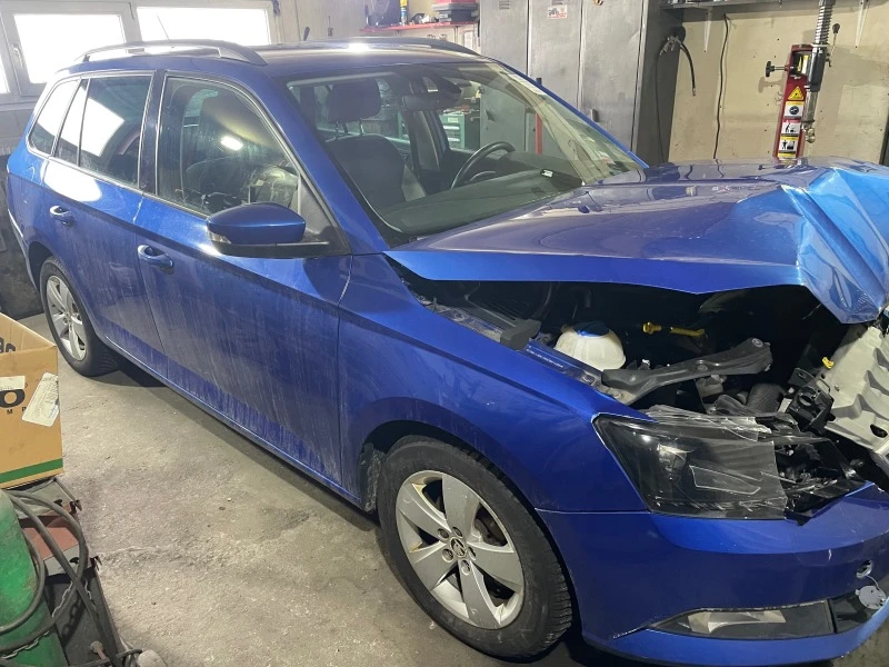 Skoda Fabia 1.4TDI/90kc, снимка 2 - Автомобили и джипове - 43942165