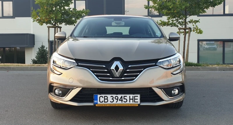 Renault Megane 1.2 Turbo Energy TCe, снимка 3 - Автомобили и джипове - 49133548