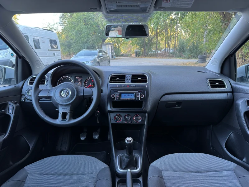 VW Polo 1.4i.Газ.2-ключа.Евро5b., снимка 14 - Автомобили и джипове - 46592373