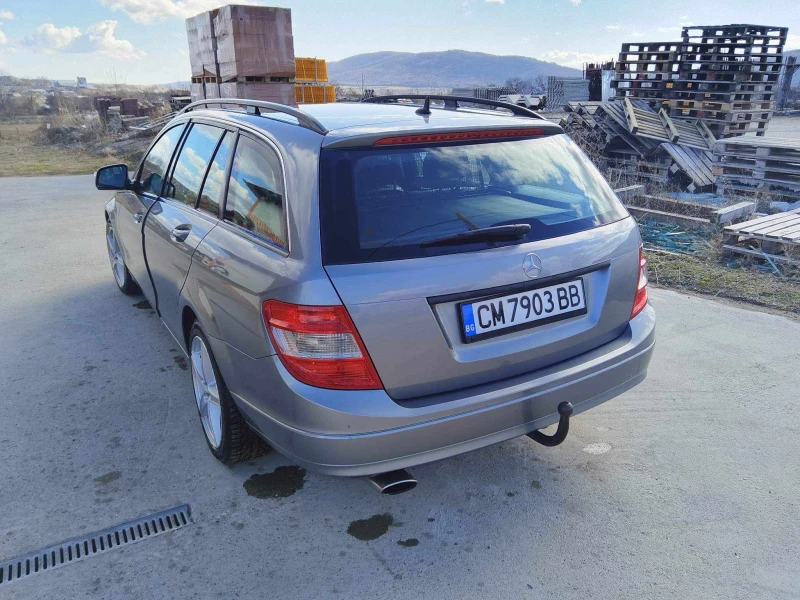 Mercedes-Benz C 220 Cdi, снимка 6 - Автомобили и джипове - 47474611