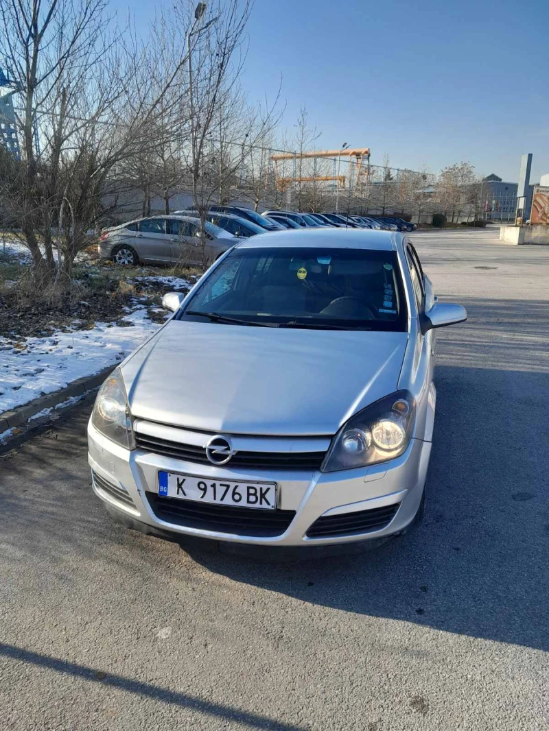 Opel Astra H, снимка 1 - Автомобили и джипове - 48562409