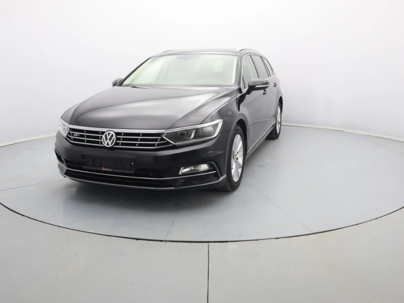 VW Passat, снимка 3 - Автомобили и джипове - 48626648