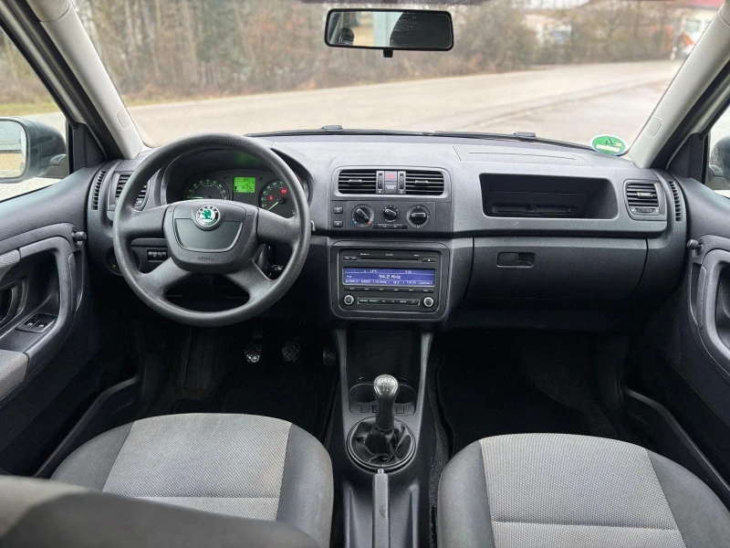 Skoda Fabia 1.6 90ks, снимка 11 - Автомобили и джипове - 49291541