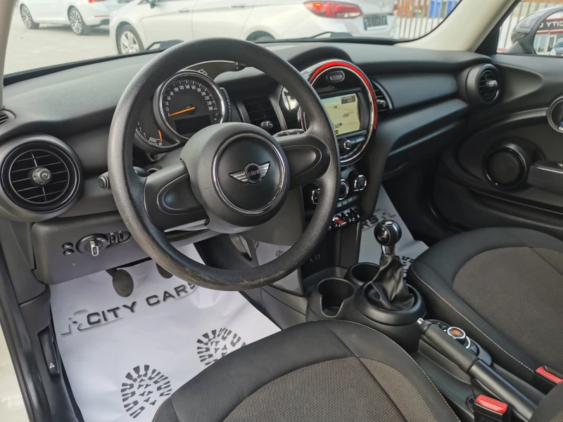 Mini One D 1.5, снимка 11 - Автомобили и джипове - 50749178