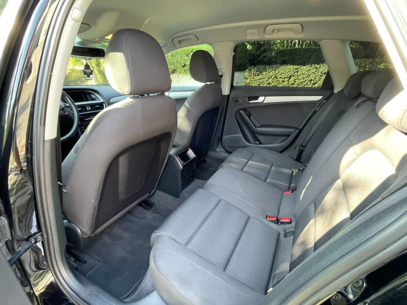 Audi A4 2.0TDI, снимка 9 - Автомобили и джипове - 52393512