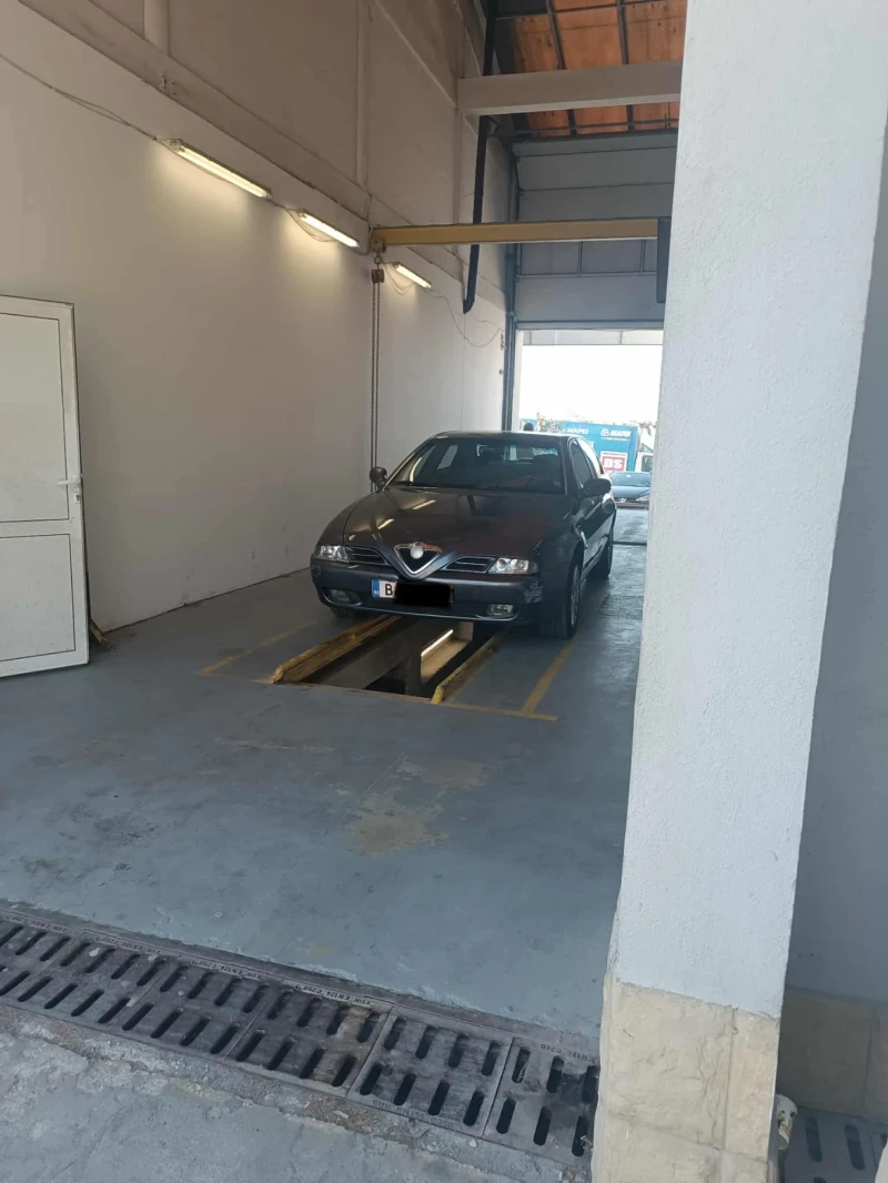 Alfa Romeo 166 2.4 JTD 20V, снимка 5 - Автомобили и джипове - 51775542