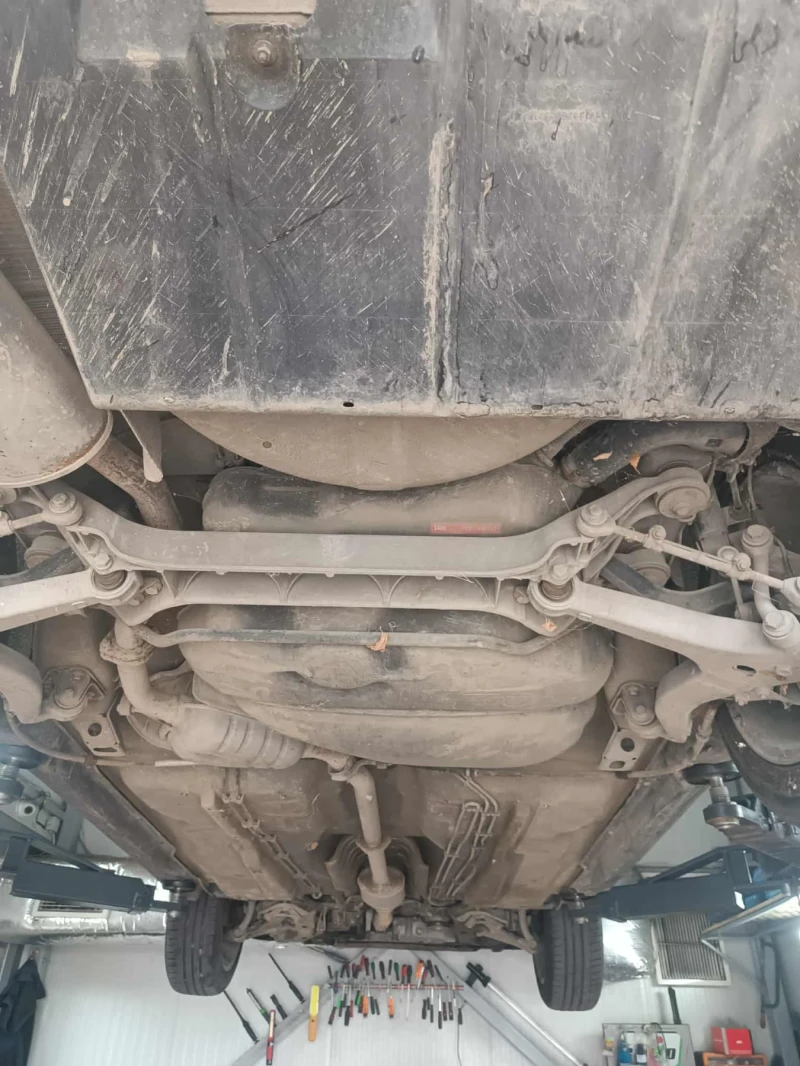 Alfa Romeo 166 2.4 JTD 20V, снимка 11 - Автомобили и джипове - 51775542