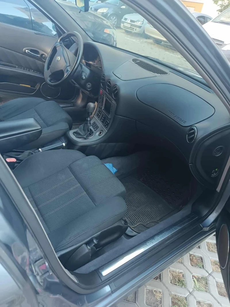Alfa Romeo 166 2.4 JTD 20V, снимка 8 - Автомобили и джипове - 51775542