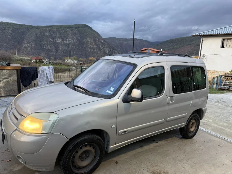 Citroen Berlingo, снимка 3 - Автомобили и джипове - 52489330