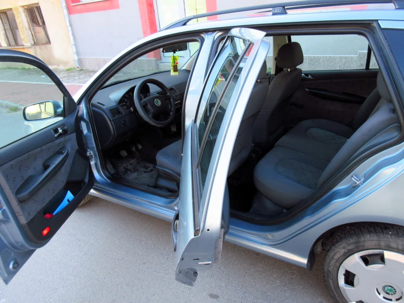 Skoda Fabia 1.9SDI, снимка 9 - Автомобили и джипове - 52919660