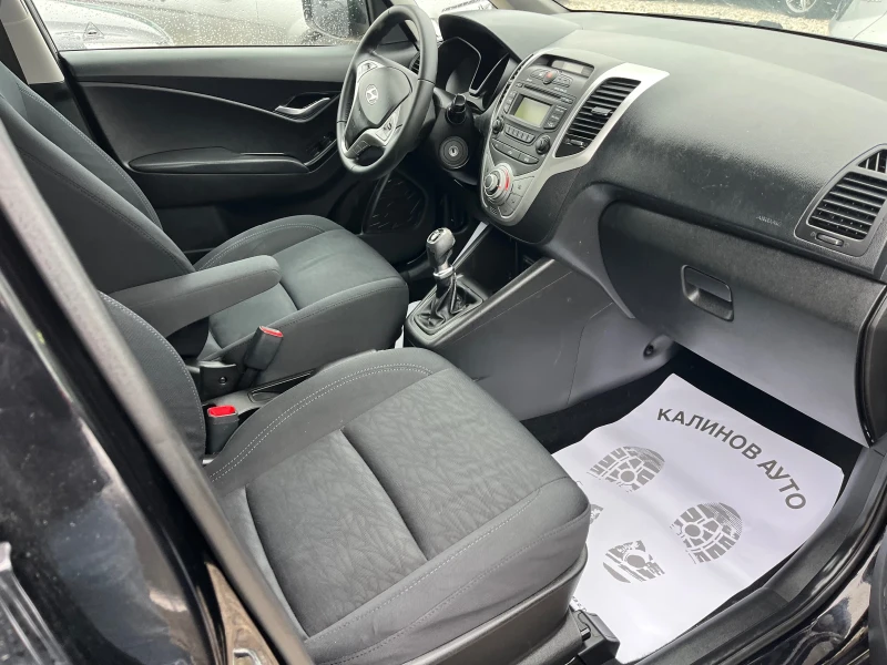 Hyundai Ix20 1.4i 90кс бензин, снимка 12 - Автомобили и джипове - 53242212