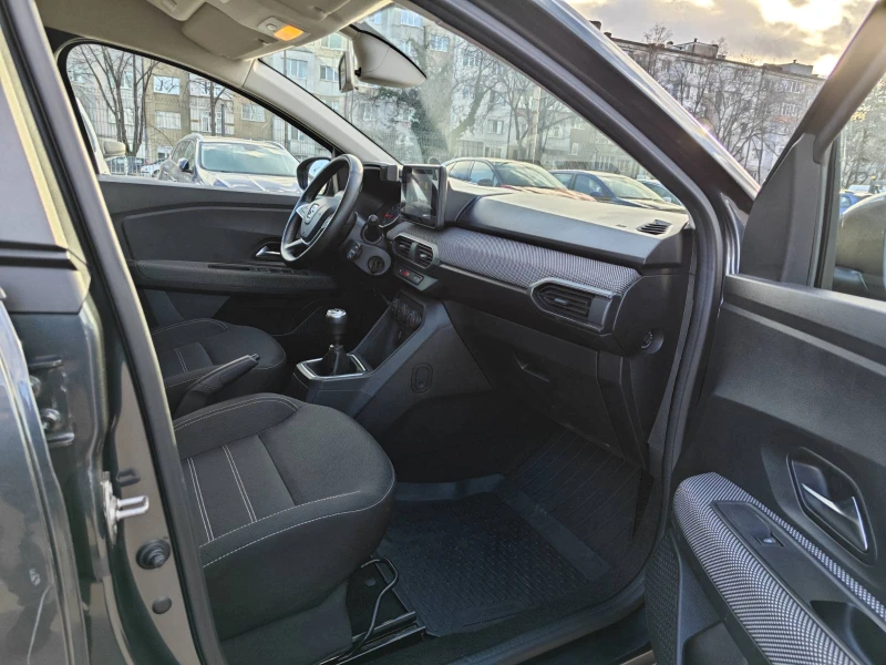 Dacia Jogger 1.0TCe LPG , снимка 10 - Автомобили и джипове - 53450648