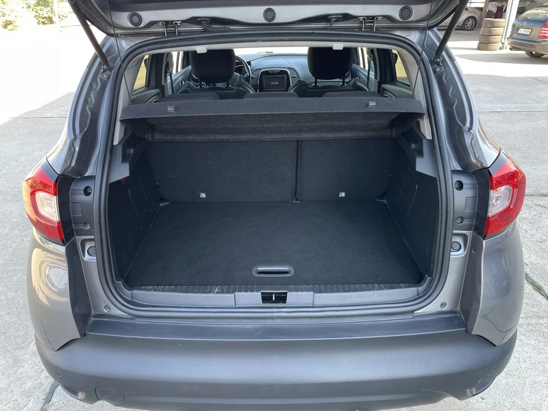 Renault Captur 1.2 120EDC ШВЕЙЦАРИЯ, снимка 15 - Автомобили и джипове - 55688260