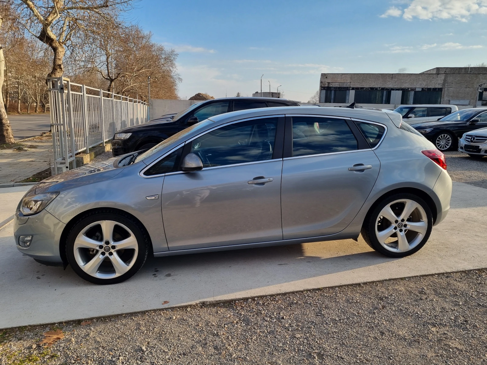 Opel Astra 1.4/140кс - изображение 4