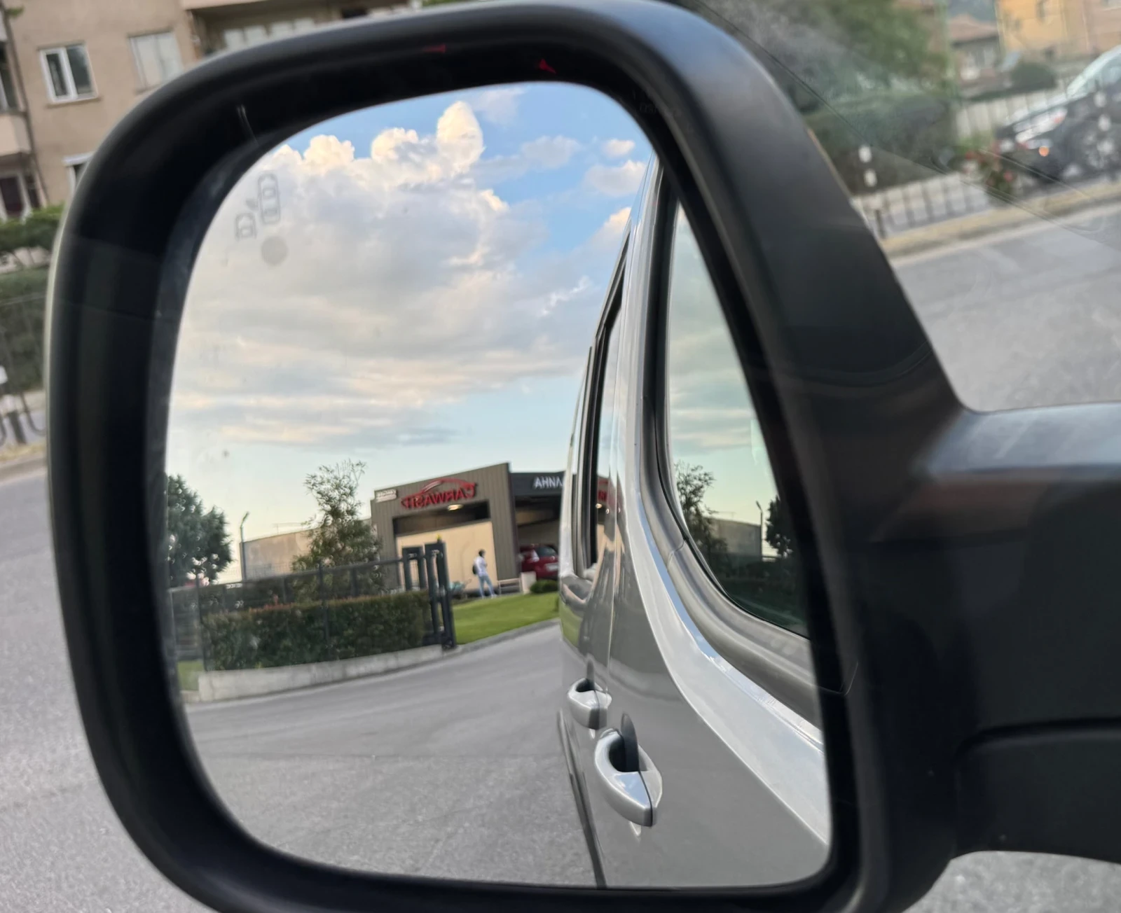 Peugeot Rifter  1.5 BlueHDi GT line EAT8 LONG | Mobile.bg   17