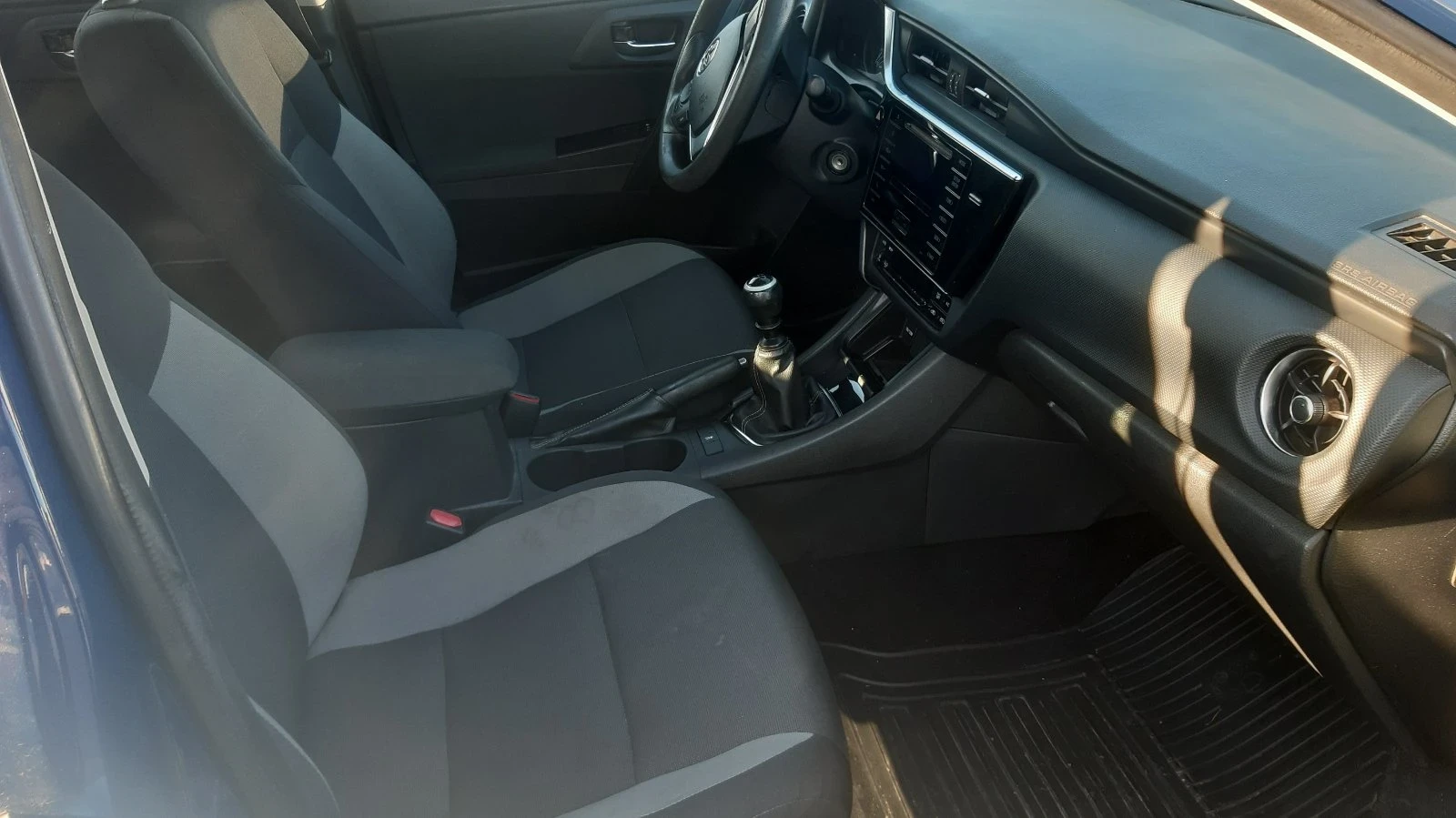 Toyota Auris 1.33VVTI-100K.C-EURO6 - изображение 6