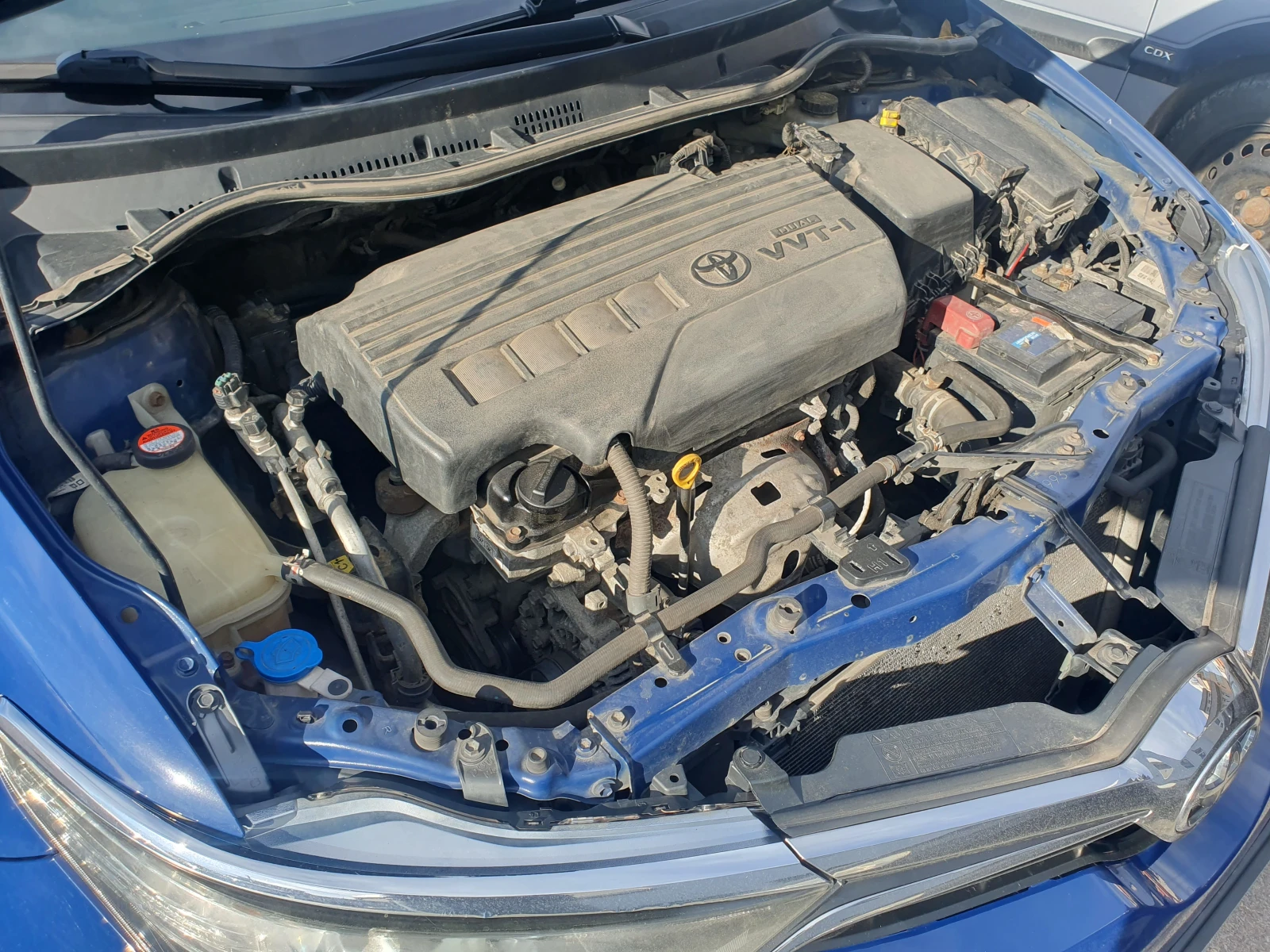 Toyota Auris 1.33VVTI-100K.C-EURO6 - изображение 9