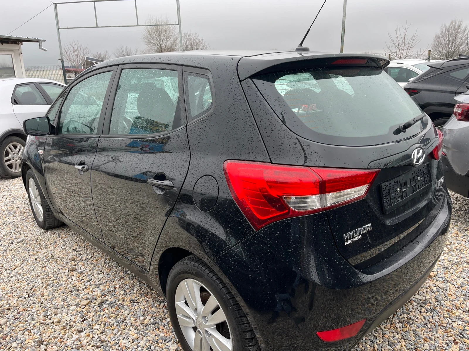 Hyundai Ix20 1.4i 90кс бензин - изображение 5