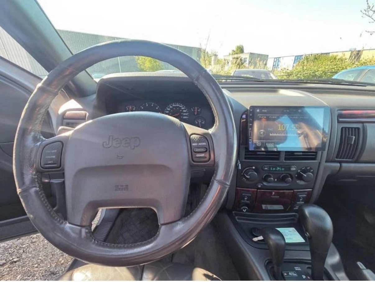 Jeep Grand cherokee 4, 7l/Газ/Бартер/Лизинг, снимка 16 - Автомобили и джипове - 54353728
