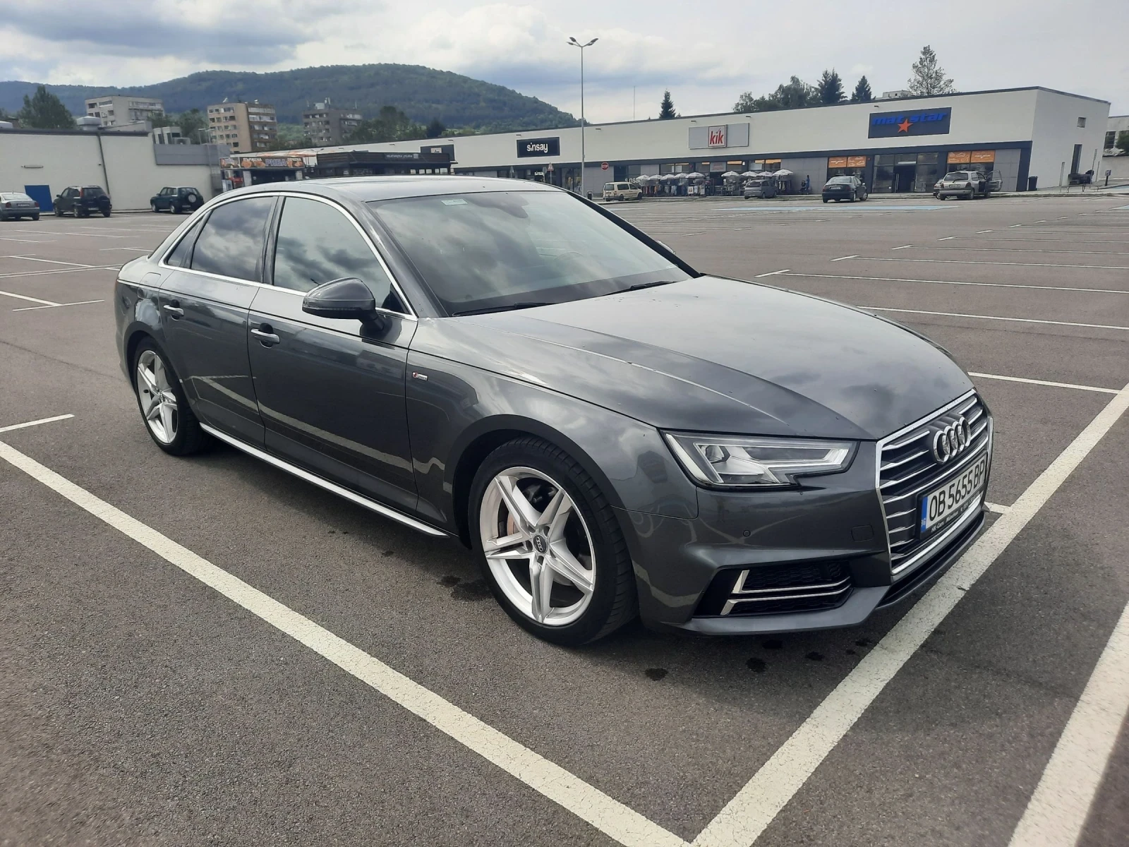 Audi A4 2.0 S-line, снимка 7 - Автомобили и джипове - 53950951