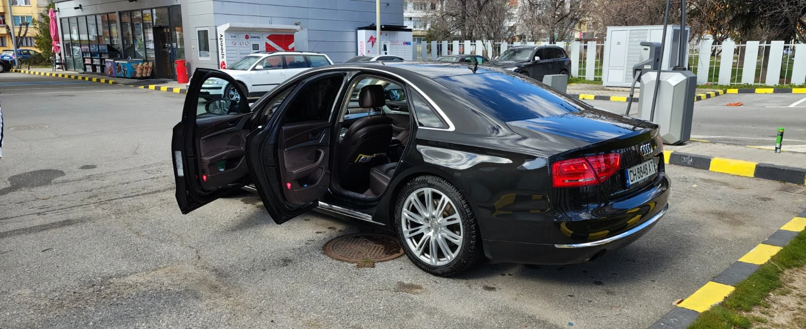 Audi A8 (D4) 4.2 TDI V8 (351 к.с.)   Design Select, снимка 5 - Автомобили и джипове - 54039068