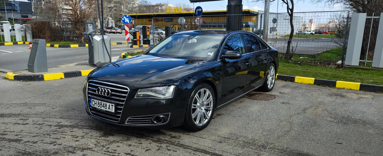 Audi A8 (D4) 4.2 TDI V8 (351 к.с.)   Design Select, снимка 3 - Автомобили и джипове - 54039068