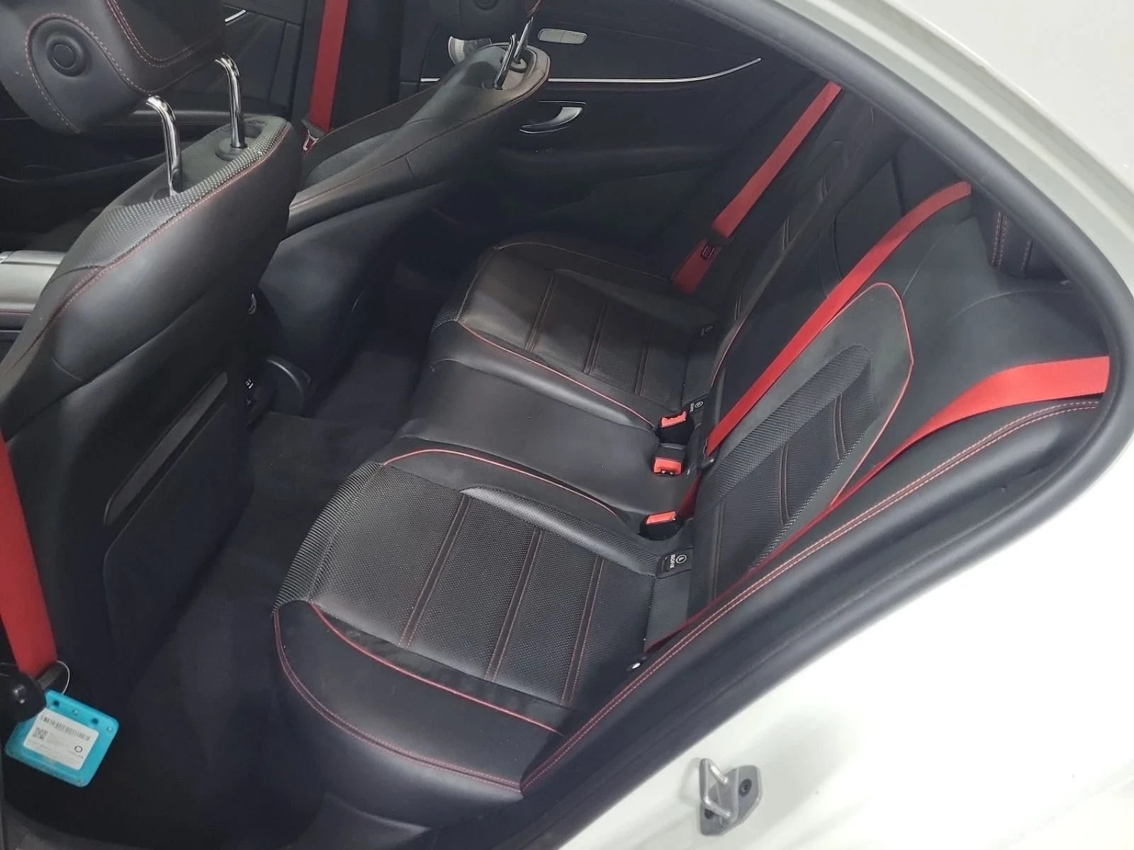 Mercedes-Benz E 53 AMG AMG* Distronic* 360View* Burmester, снимка 14 - Автомобили и джипове - 54073122