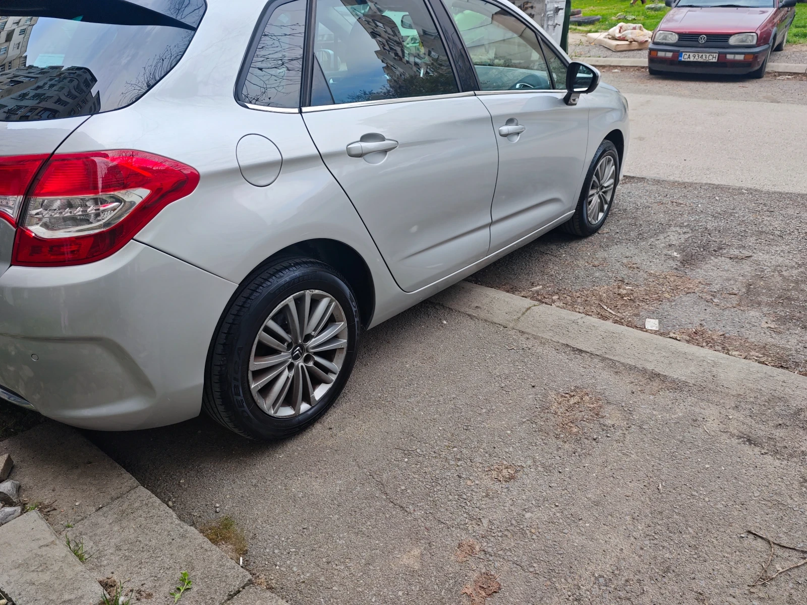 Citroen C4 1.6 e-HDI, снимка 6 - Автомобили и джипове - 54266274