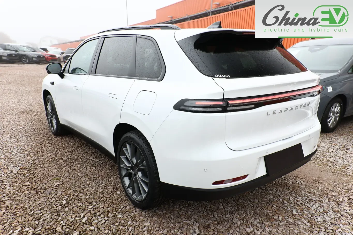 Leapmotor C10 Design REEV RWD, снимка 3 - Автомобили и джипове - 54705288