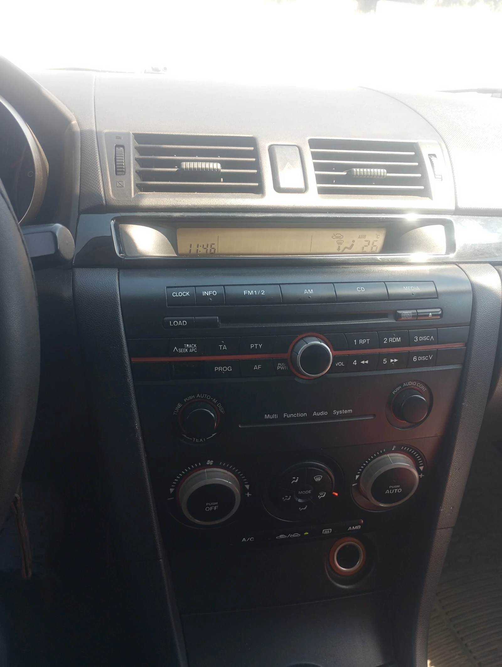 Mazda 3, снимка 6 - Автомобили и джипове - 55779331