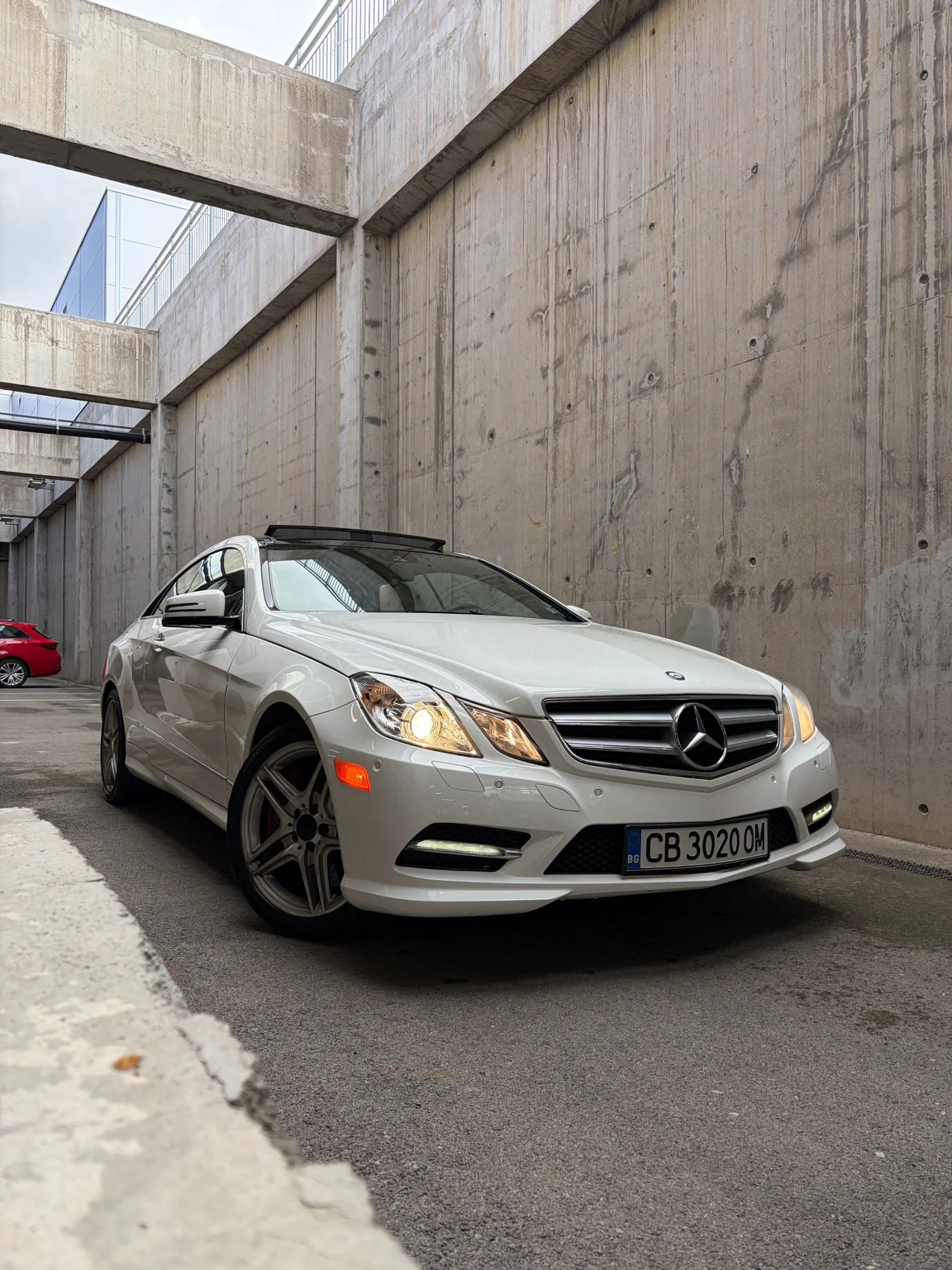 Mercedes-Benz E 500 AMG* DESIGNO* LINE ASS* PANO* �������* HARMAN KARD | Mobile.bg � ����������� 6