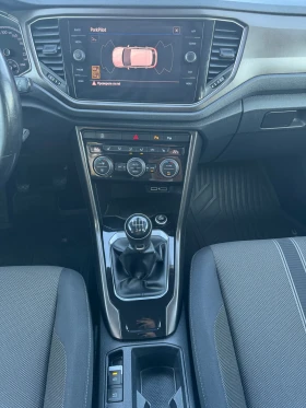 VW T-Roc 1.6d / ДИСТРОНИК / CarPlay / Следене на пътя, снимка 16
